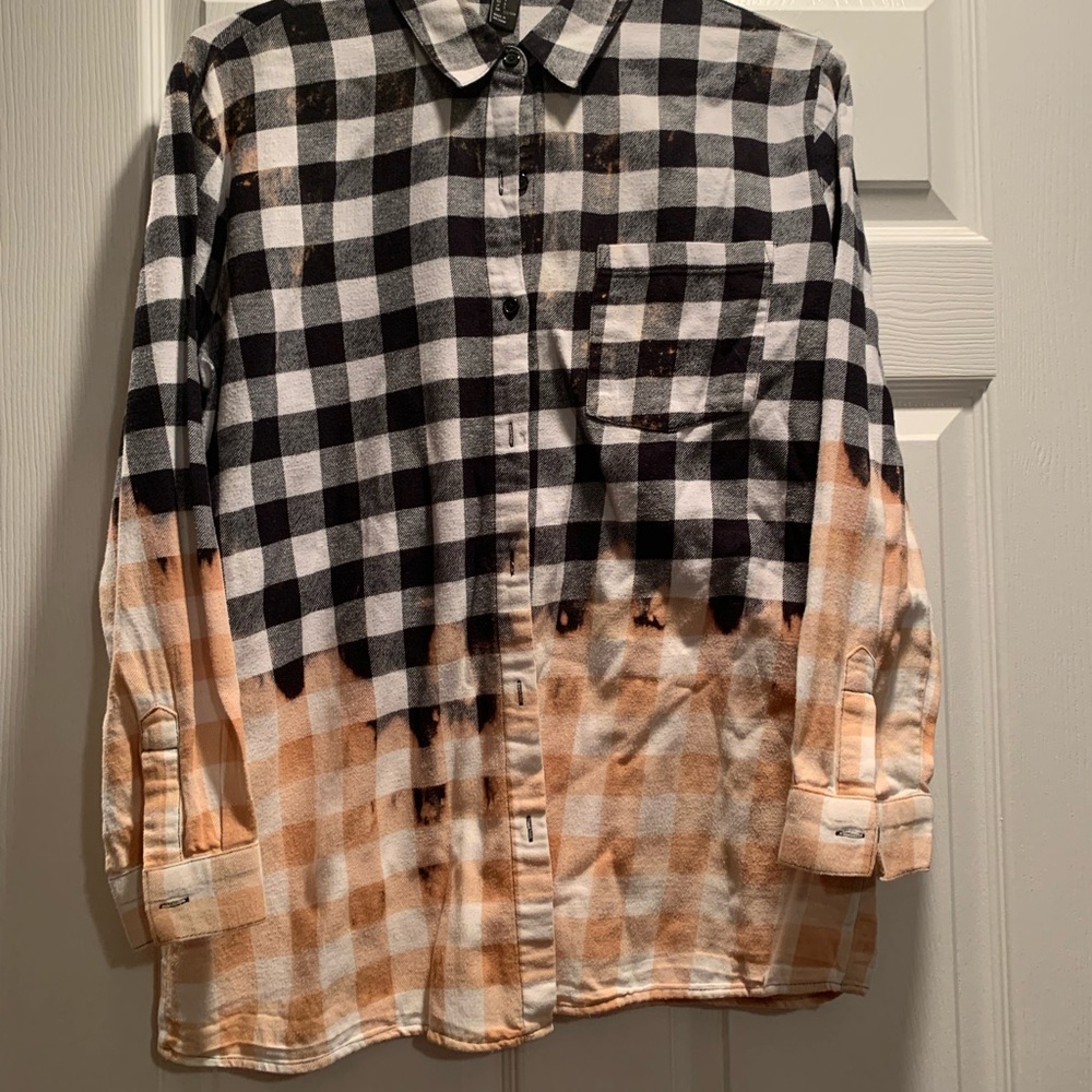 Stylish Black and Orange Checkered Women’s Distressed Shirt - Forever 21